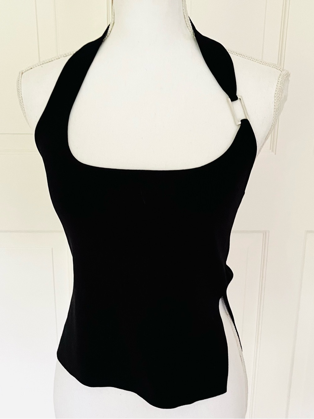 White Fox black halter top with buckle M - Picture 2 of 10